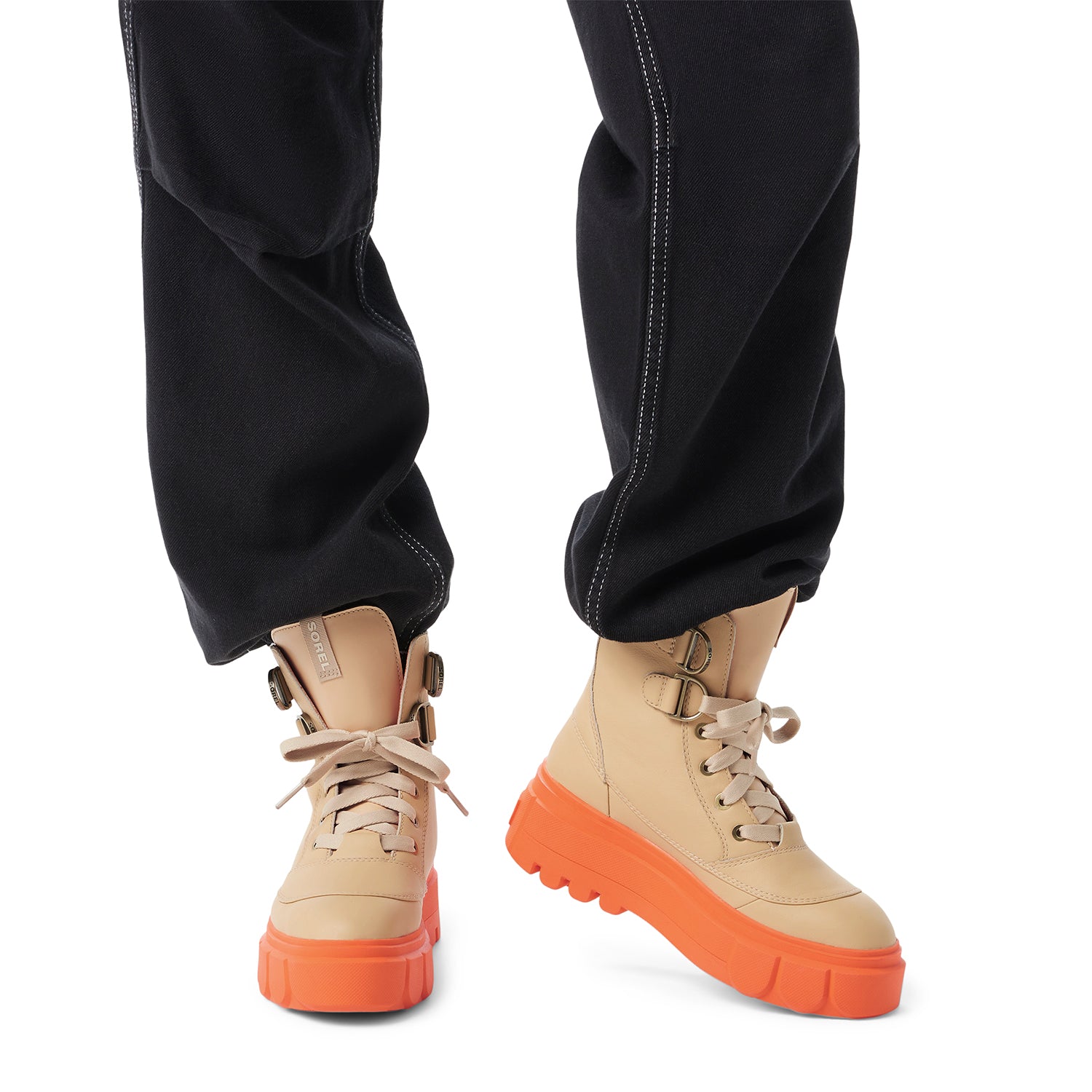 Bota Mujer Caribou x boot lace