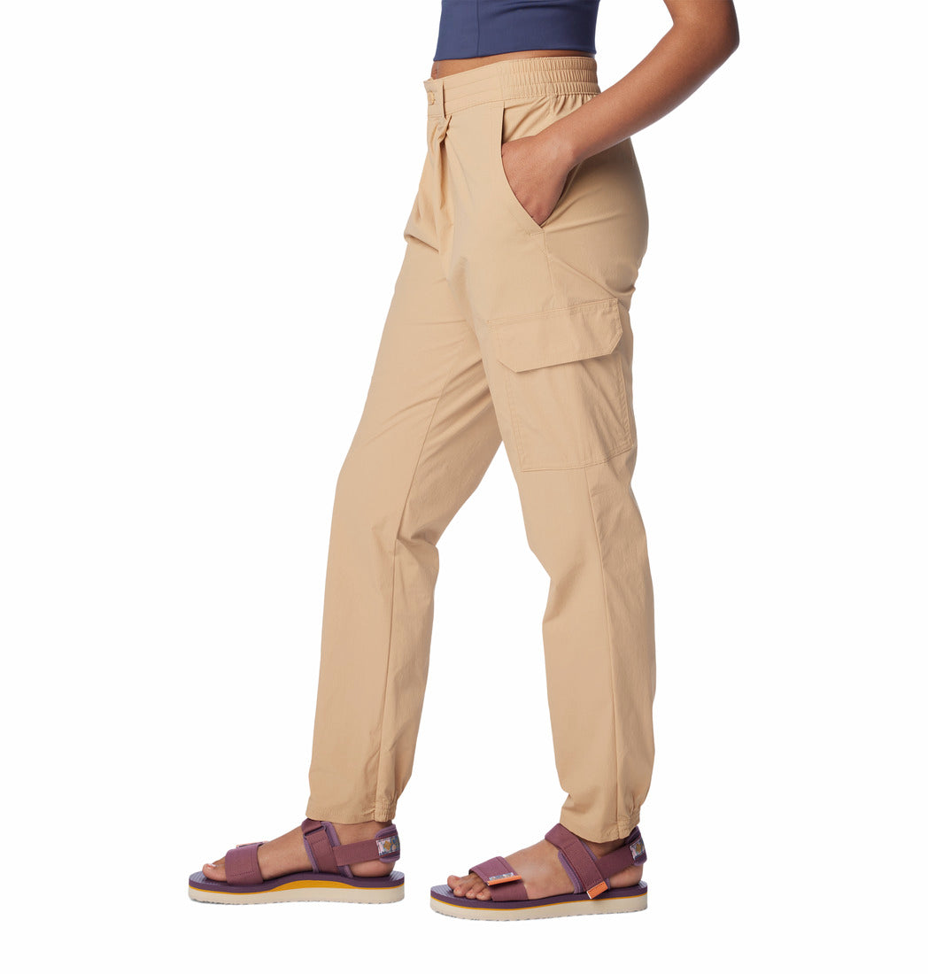 Pantalón Mujer Boundless Trek Pleated Beige Columbia