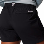 Short Mujer Ipermeable Backcast II Negro Columbia