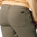 Pantalón Hombre Sage Peak Chino Gris Columbia