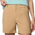 Short Mujer Leslie Falls II Beige Columbia