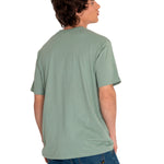 Polera Manga corta Casual Hombre HISTORIC TRADITION GRAPHIC TEE 2 Verde CAT