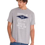 Polera Manga Corta Casual Hombre HISTORIC TRADITIONS GRAPHIC TEE Gris Cat