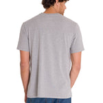 Polera Manga Corta Casual Hombre HISTORIC TRADITIONS GRAPHIC TEE Gris Cat