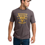 Polera Manga Corta Casual Hombre CENTENNIAL 100 YEARS GRAPHIC TEE  Gris Oscura Cat