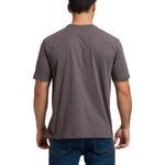 Polera Manga Corta Casual Hombre CENTENNIAL 100 YEARS GRAPHIC TEE  Gris Oscura Cat