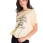 Polera Manga Corta Casual Mujer BOXY CENTENNIAL GRAPHIC TEE Blanca Cat