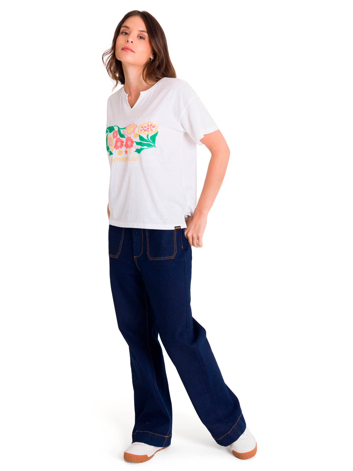 Polera Manga Corta Casual Mujer NOTCH NECK EMBROIDERED FLORAL TEE Blanca Cat