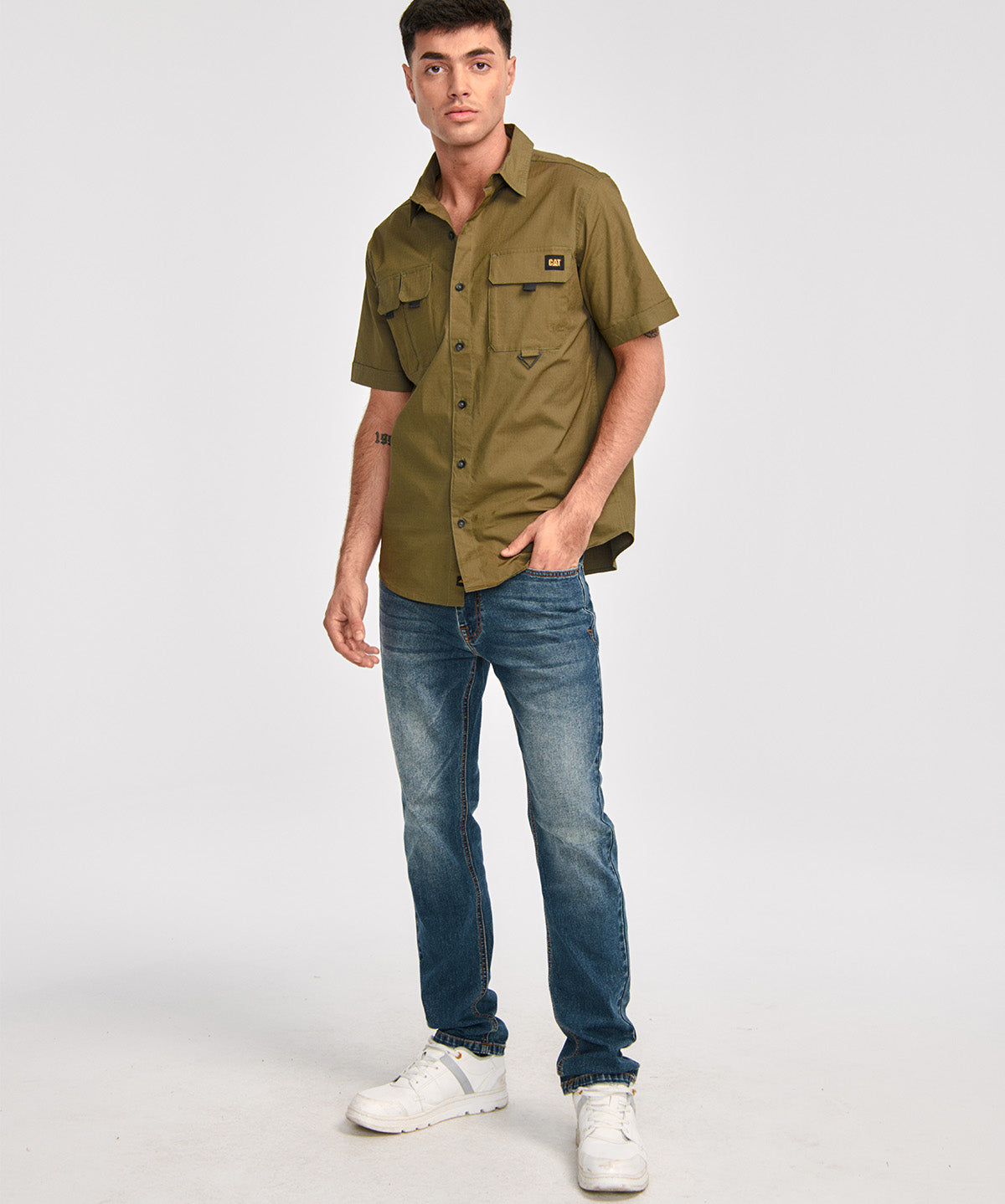 Camisa Manga corta Casual Hombre UTILITY S/S SHIRT Verde CAT