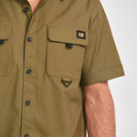 Camisa Manga corta Casual Hombre UTILITY S/S SHIRT Verde CAT