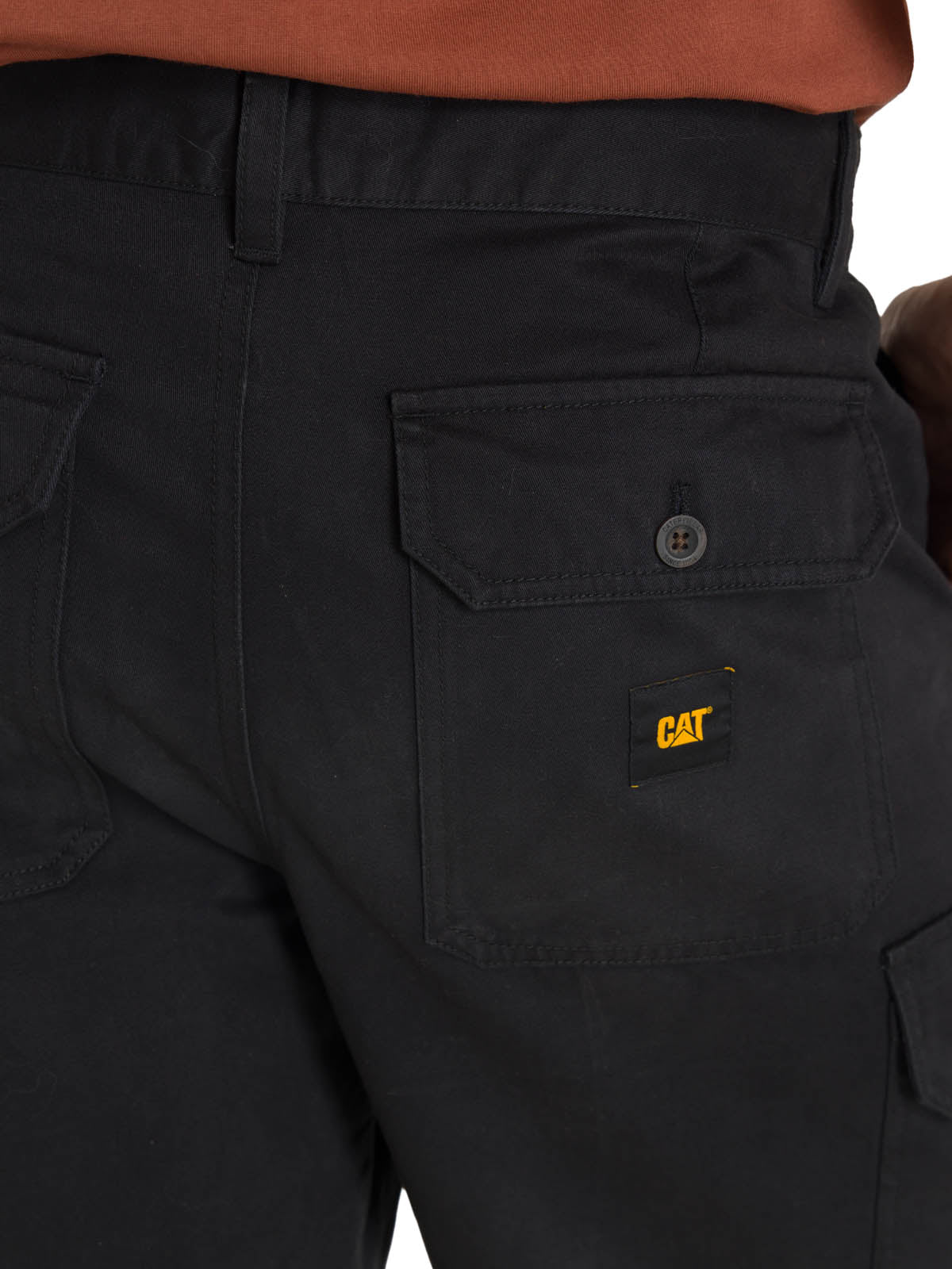 Short Hombre Cargo Negro CAT