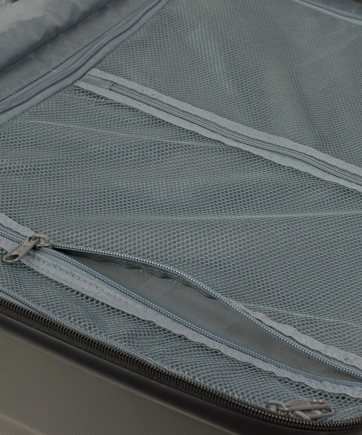 Maleta Mediana Industrial Plate Trunk Gris Oscuro CAT