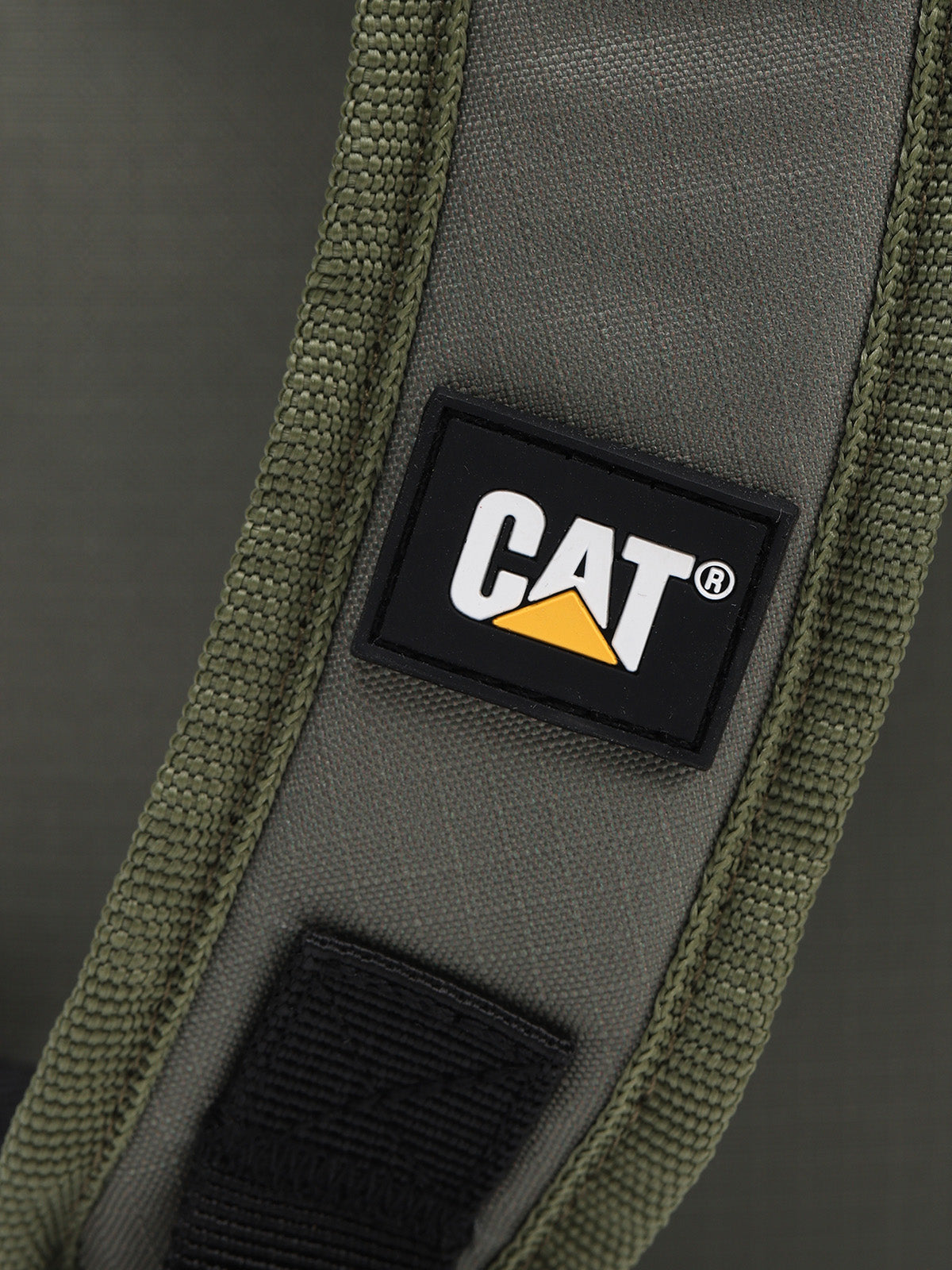 Mochila Unisex Explorer Advenced Verde CAT