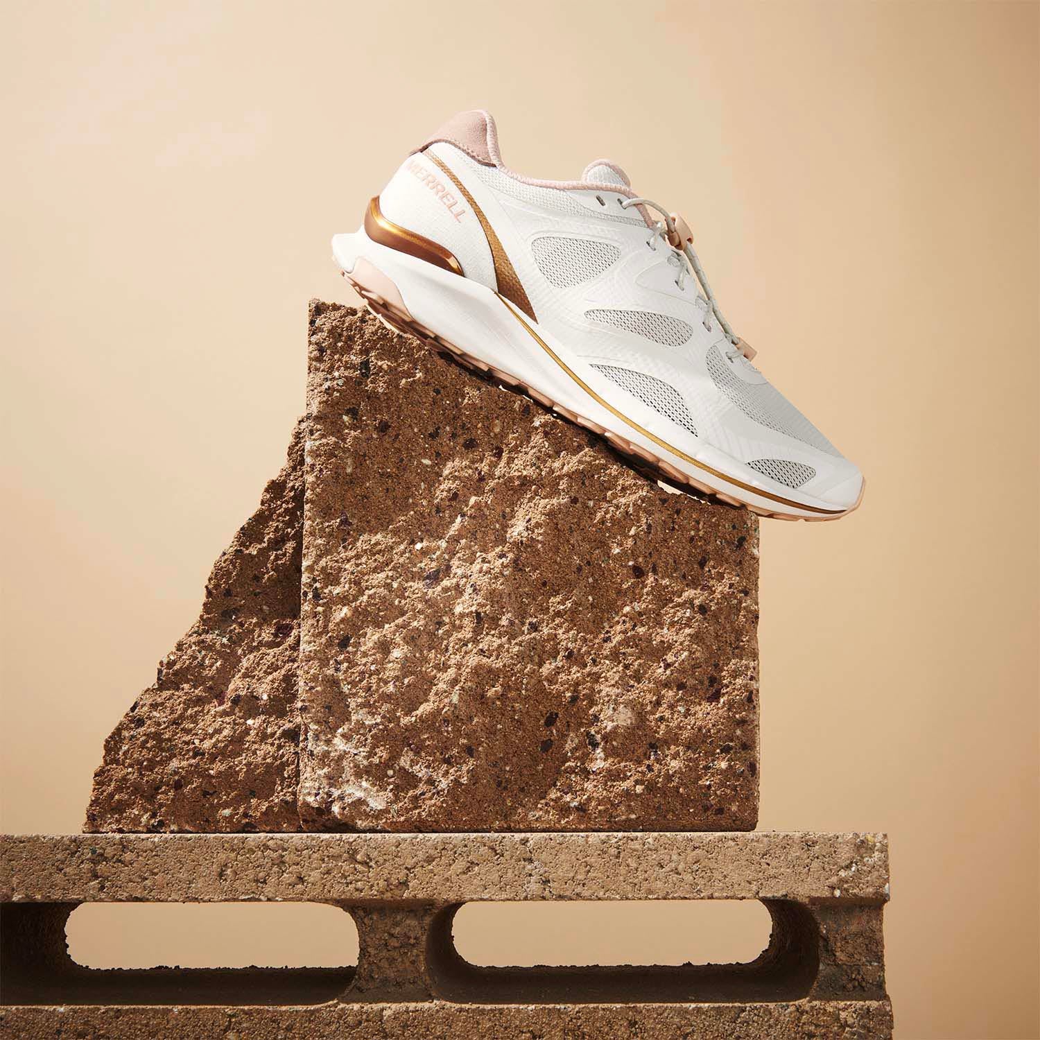 Zapatilla Mujer Skyquest Trek Blanco Merrell