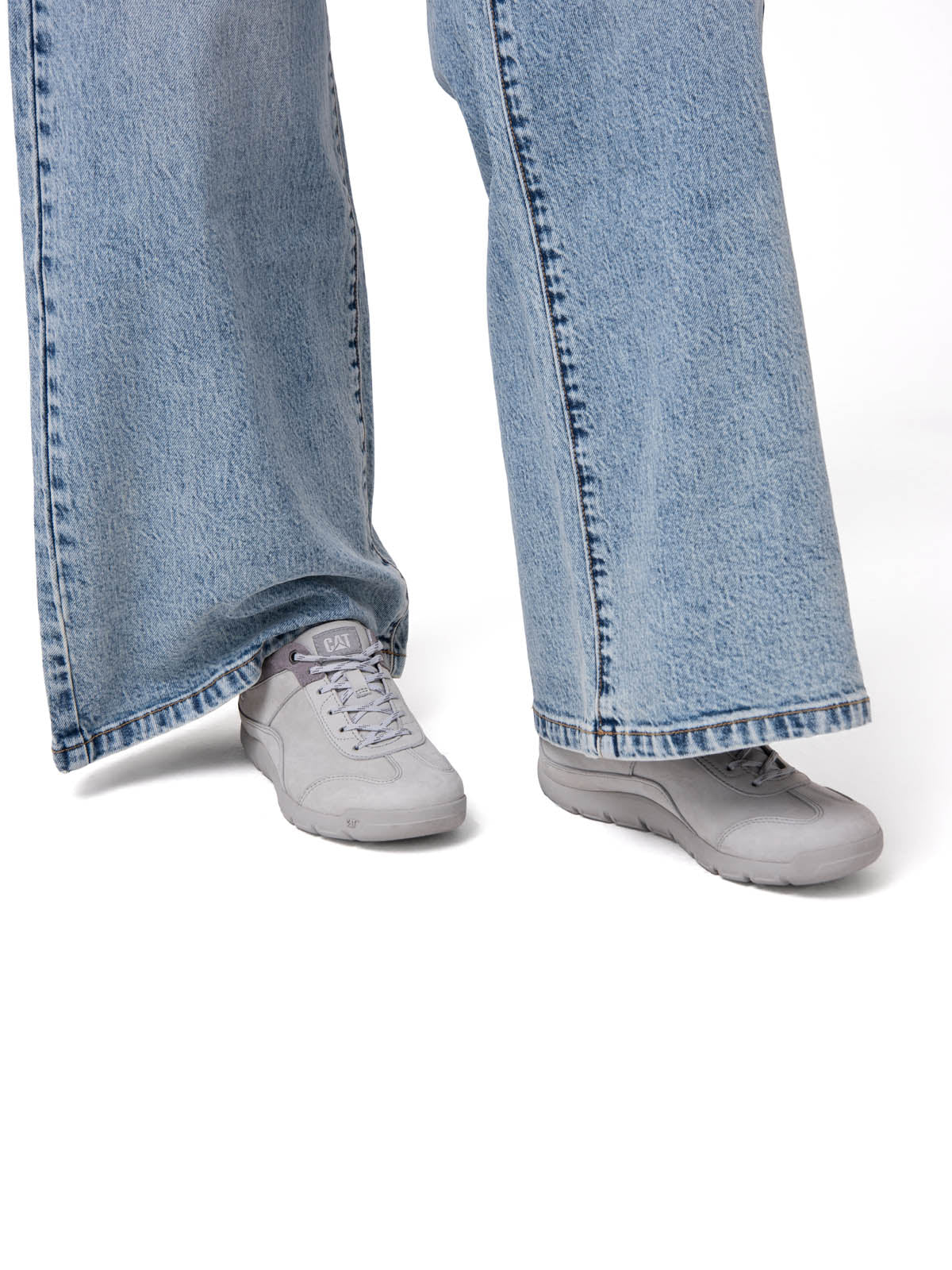Zapatilla Mujer Versy Lo Gris Cat