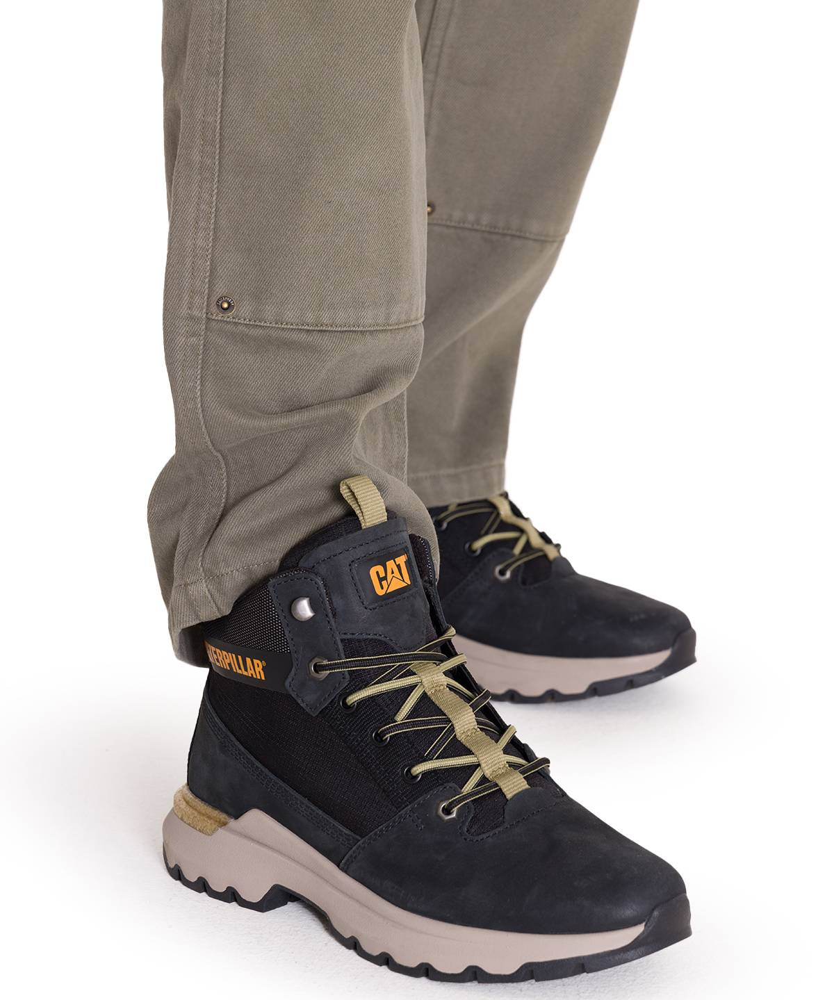 Zapatilla Con Caña Colorado Sneaker Hombre Negra Cat
