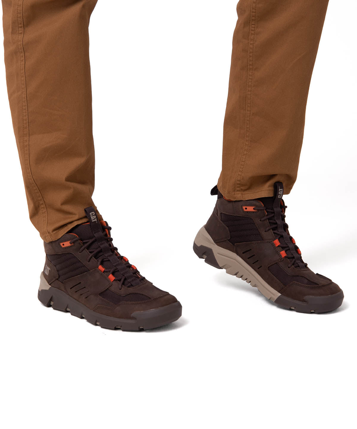 Zapatilla Con Caña Crail Sport Mid Café Cat