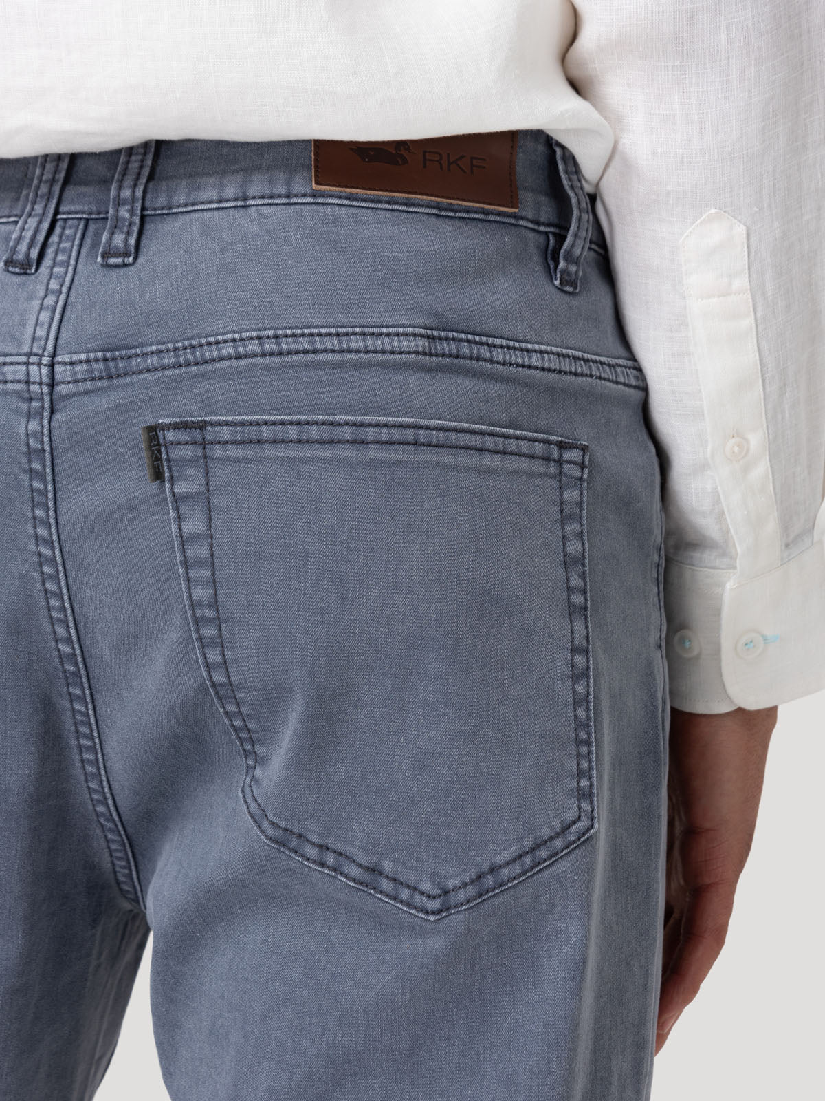 Jeans Fibras Recicladas Hombre Bari Gris Rockford
