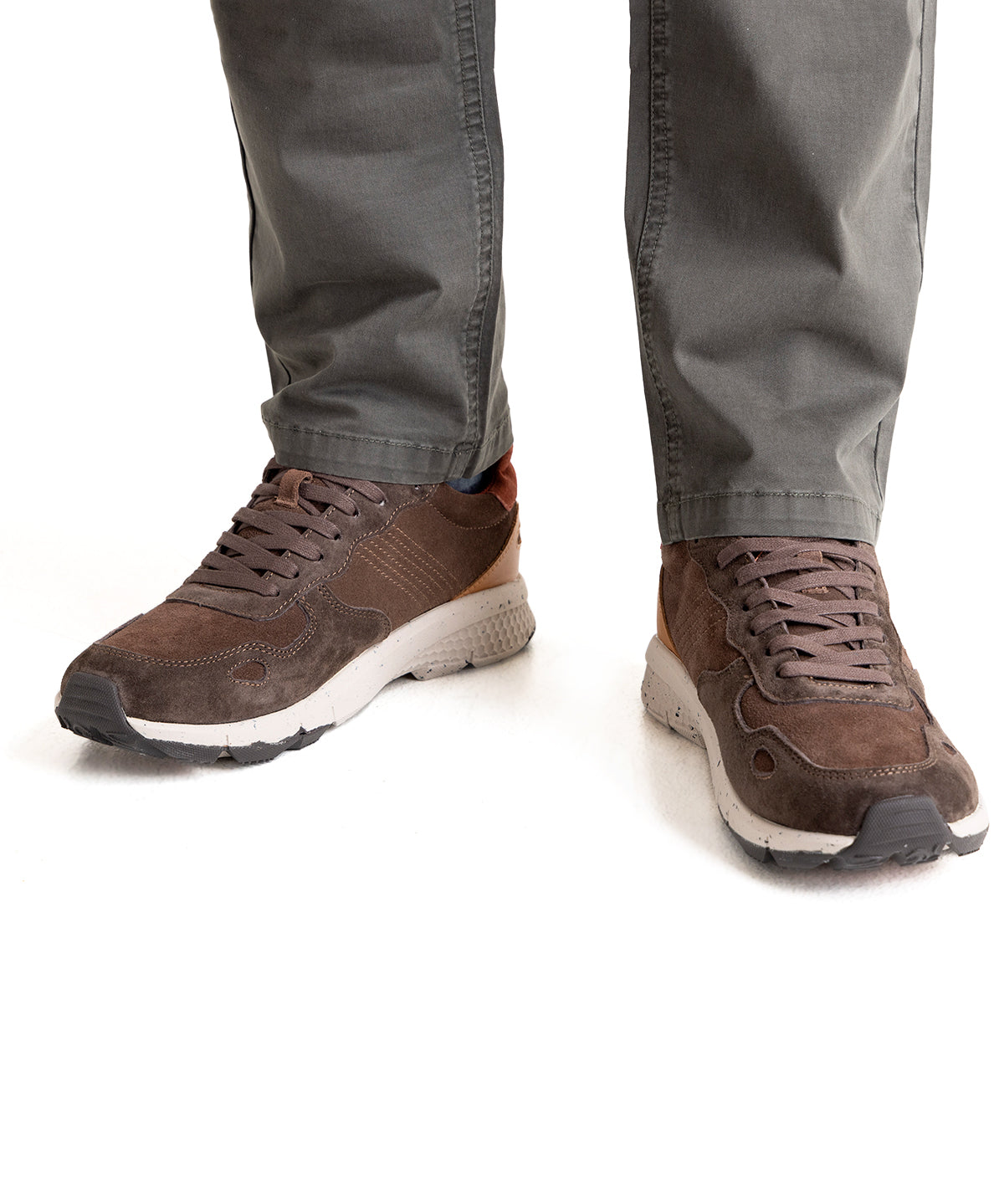 Zapatilla Cuero Hombre Gaspar Café Rockford
